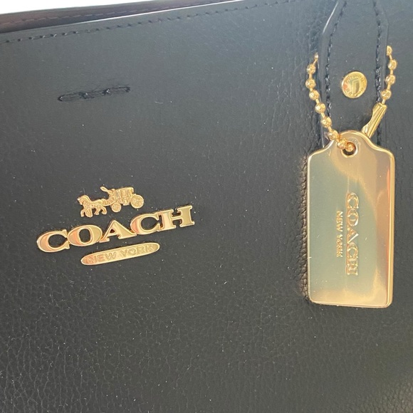 Coach Town Tote - Picture 11 of 11
